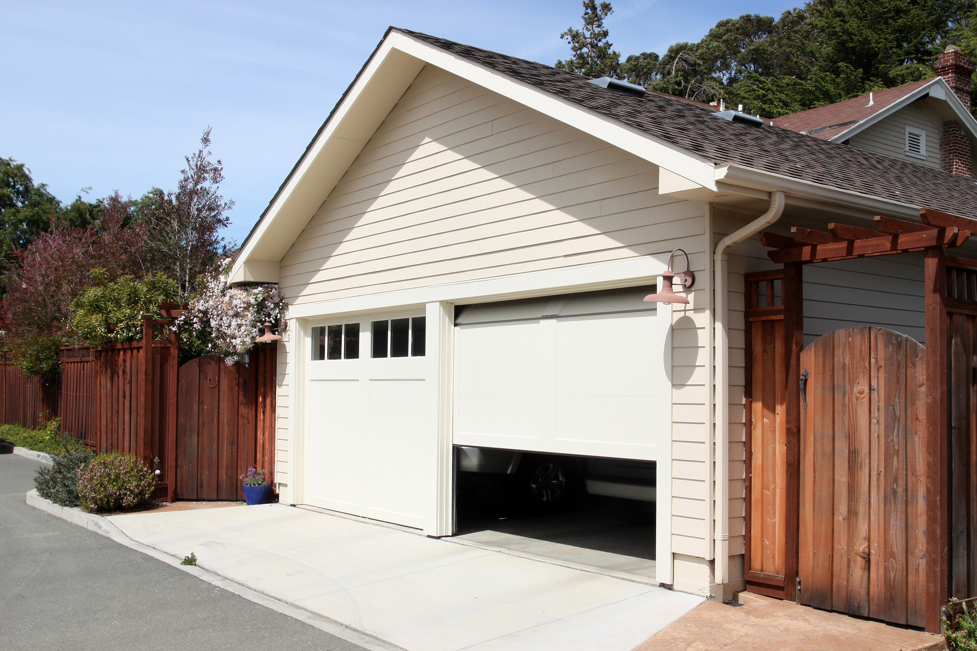 risoluzione dei problemi di un nuovo problema con la porta del garage